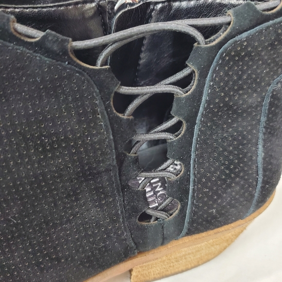 Vince Camuto Womens Pandormia Black Suede  Exposed Ankle Boots Size 8.5 - Picture 8 of 11